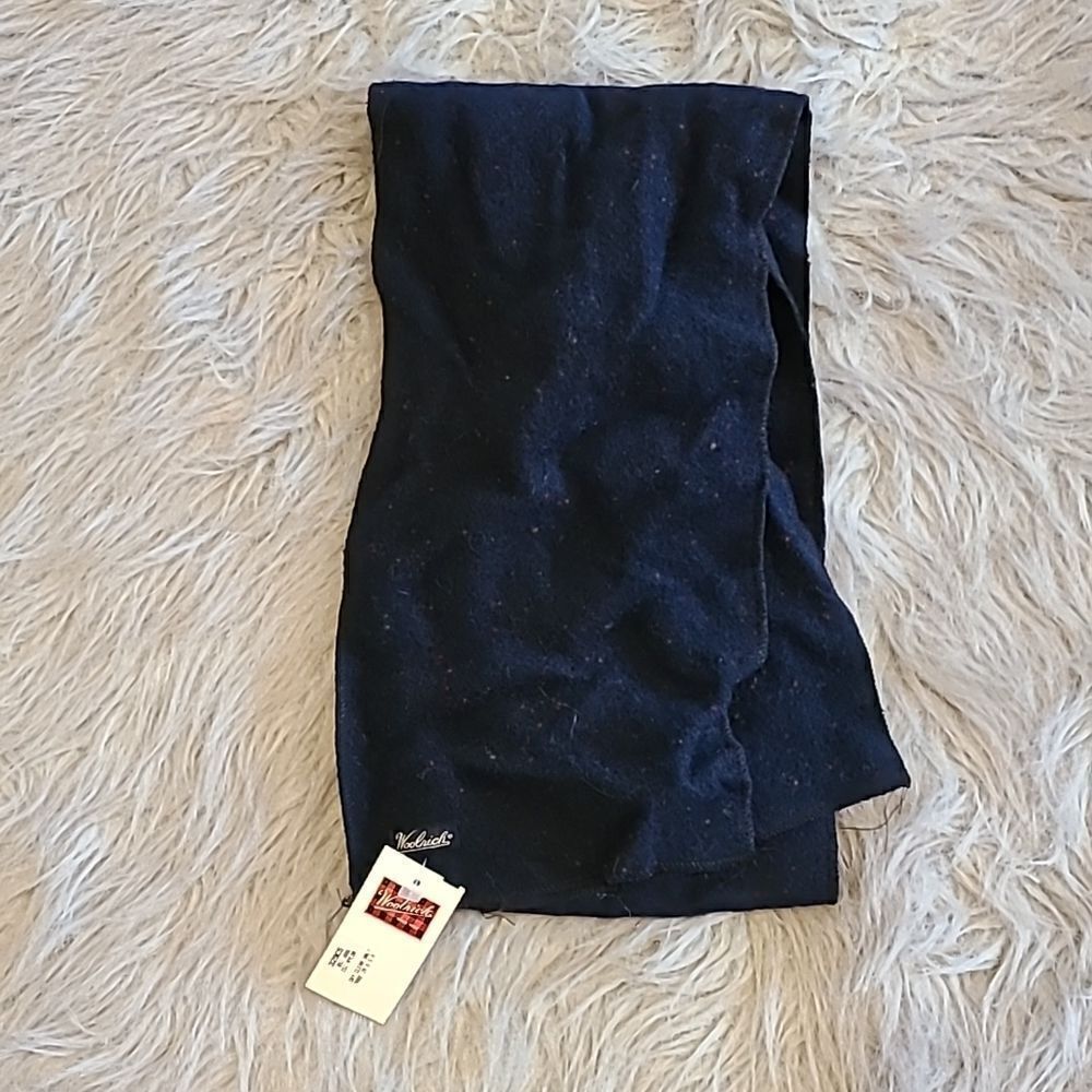 NWT vintage woolrich wool navyblue with red scarf‎